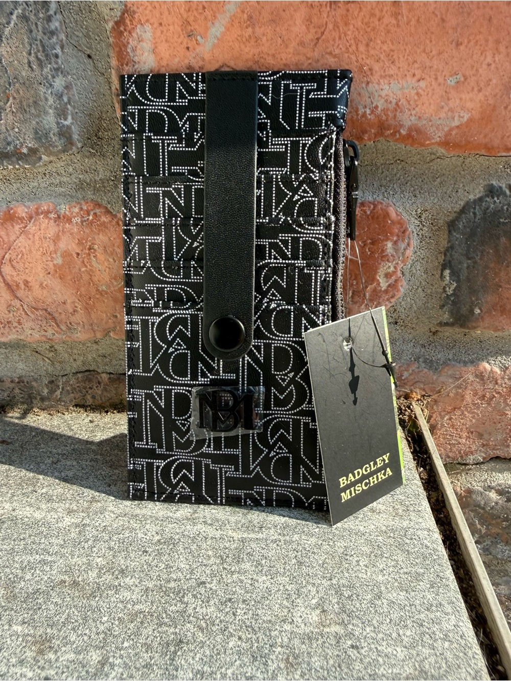 Badgley Mischka Black Card Holder Wallet